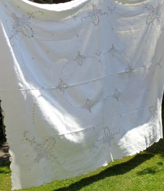 B ' FUL VTG VERY LGE MADEIRA RICHLY HAND EMBROIDERED LINEN TABLECLOTH 90 X70 INCHE 3