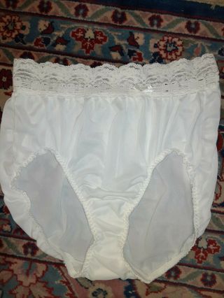 Vintage Olga White Semi Sheer Butter Soft Nylon Granny Panty Size 8 Sissy Lace