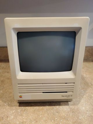 Vintage Macintosh Se Fdhd Model M5011 Computer