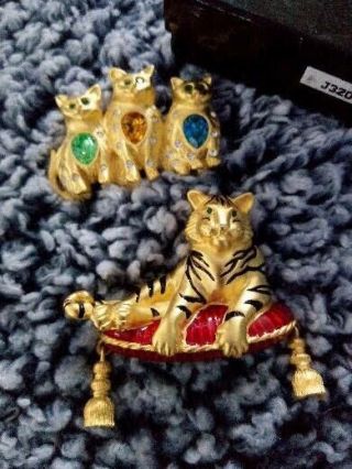 Vintage Bob Mackie Tiger on Pillow Tassel Enamel Brooch Pin RHINESTONE bonus cat 2