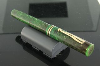 Weidlich Green Flat Top.  Jade Green.  Star Pen 14k Nib Vintage Fountain Pen