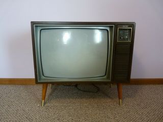Vintage 1984 Zenith 25 " Console Color Tv Television On Legs A2500w Powers On