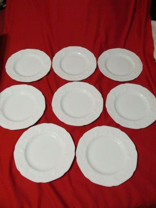 Vintage Indiana Colony Grape White Milk Glass Dinner Plates 9 5/8 " Set Of 8