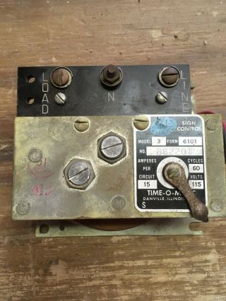 Time - O - Matic Sign Control Model 3 Form 6101 Vintage