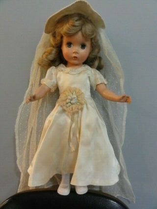 Vintage Madame Alexander Doll " Maggie Face " Hard Plastic Bridal Dress