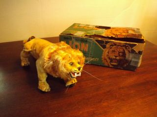 Vintage Louis Marx Mechanical Lion W/original Box -