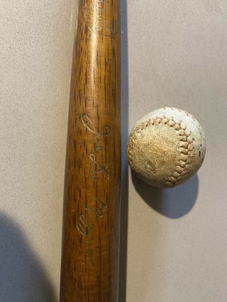 Vintage Louisville Slugger 40 Joe Dimaggio Mini Miniature Baseball Bat 16 