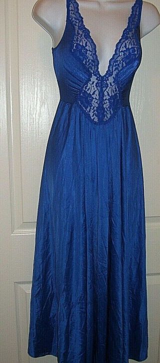 Vintage Olga Royal Blue Sleeveless V - Neck Lace Trim Long Night Gown Sz Small