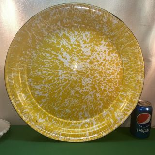 Vtg Large 17”,  Yellow White Serving Platter Bowl Enamel Granite Ware Edged Tray