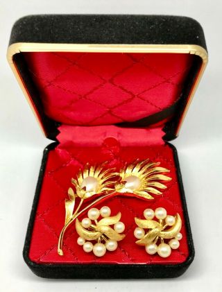 Vintage Vt Crown Trifari Brooch & Earrings - W/ Vt Crown Trifari Box