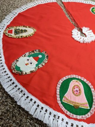 Vintage Handmade Felt Appliqued Sequins Christmas Tree Skirt White Trim Santa