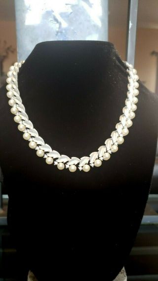 Vtg.  Trifari Necklace - Stunning Pearl Bead & Rhinestones Leaf Link Silver Tone
