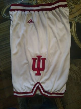Vintage Indiana University Hoosiers Basketball Team Issued Home Shorts Nr -