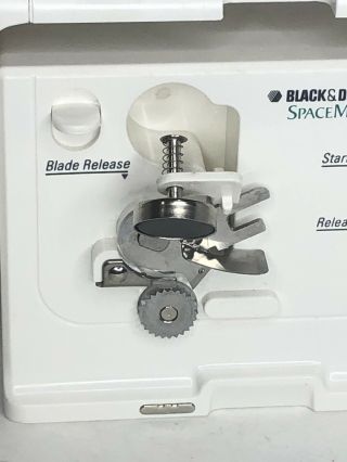 Black & Decker Spacemaker Electric Can Opener EC 600 Type 2 white Vintage 2