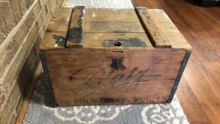 Vintage Antique Blatz Beer Bottle Wood Wooden Box Crate Milwaukee Wisconsin