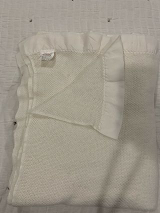 Vtg Chatham Waffle Weave Acrylic Blanket Satin Trim Thermal White 68x88
