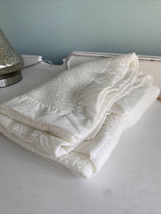 Vtg White Acrylic Baby Blanket Thermal Waffle Weave Nylon Satin Trim 47” X 36”