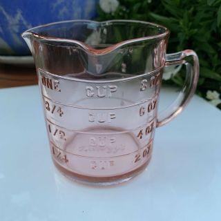 Vintage Kellogg’s 3 Spout Pink Depression Glass Measuring Cup 8 Ounce/1 Cup