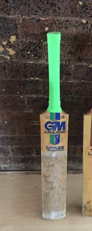 Great Vintage Gunn Moore Gm Cavalier 86cm Cricket Bat Hand Made Grip
