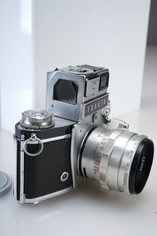 Vintage EXAKTA VX IIa 35mm SLR Camera with Zeiss Jena Tessar 50mm F/2.  8 Lens 3