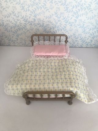 Sylvanian Families Vintage Rare Tomy Brass Bed With Mattress Bed Cover.  Ec