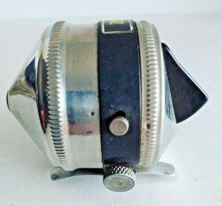 Vintage Zebco 33 Fishing Reel Made in USA Silvertone and Black 15157 2