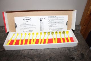 Vintage Lee Precision Powder Measure Kit Graduated Scoops Plus 2 Extra Measures