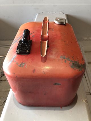 Vintage Kiekhaefer Mercury Quicksilver OMC Outboard 6 Gallon Red Metal Gas Tank 3