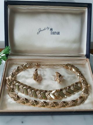 Vintage Trifari Gold Tone Chevron Set Necklace Bracelet Clip On Earrings W/box