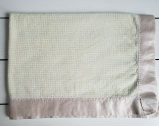 Vtg Yellow White Check Cotton Flannel Baby Blanket Pink Satin Silky Trim Usa
