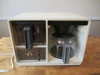 Vintage Black Decker Spacemaker Under Cabinet 10 Cup Coffee Maker W/ Clock
