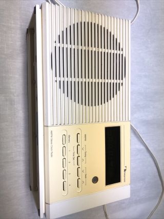 Nakamichi Tm - 1 Am/fm Stereo Clock Radio Alarm White & Beige Great