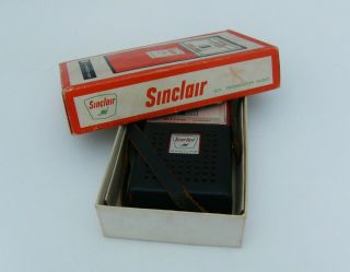 Vintage 1960’s Sinclair Oil Gas Pump Shaped Transistor Am Dino Radio W/ Box