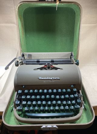 Vintage Remington Rand Quiet Riter Typewriter With Case,  Brush,  Key Usa