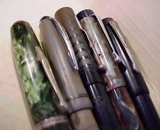 Mixed Bunch Of Five Old Vintage Fountain Pens Inc 