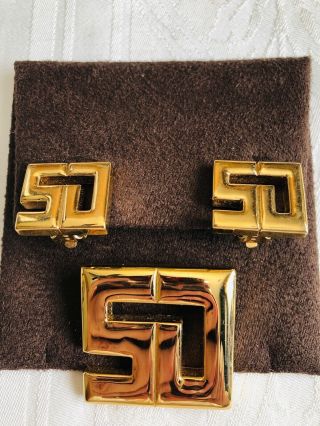 Set Of Vintage St.  John (sj) Gold Tone Logo Initials Brooch & Clip On Earrings