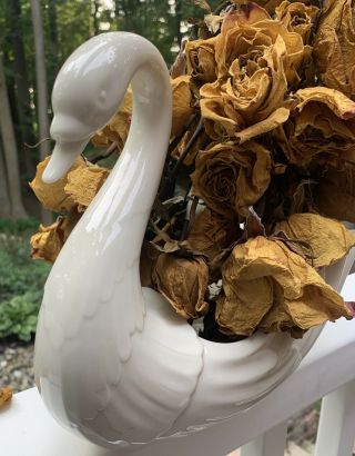 Vintage Lenox Swan Porcelain Xtra Large Serving Wedding Center Piece Or Planter