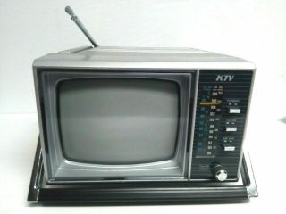 Vintage Ktv 5 " Black And White Tv/radio Ac/dc Model Kt526a 1986