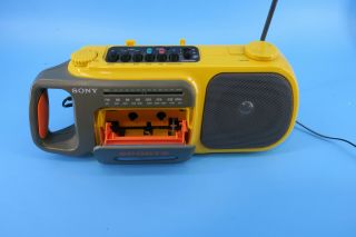 Vintage Sony Sports Radio/cassette Corder Model Cfm - 104 - Yellow
