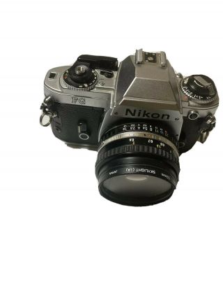 Vintage Nikon Fg 35 Mm Camera With Nikon 50mm Lens & Vivitar 70 - 210 Lens