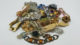 1.  6lb Vintage Gold/silvertone Rhinestone Craft/scrap Jewelry Tt777