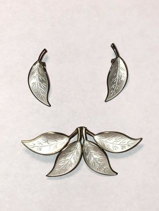 Vtg David Andersen D - A Norway sterling silver white enamel pin & clip earrings 2