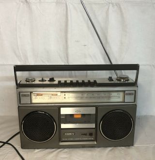 Vintage Sony Cfs - 55 Boombox Radio Portable Cassette Player Ghetto Blaster Read