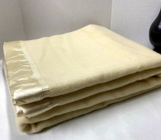 Vintage Wool Cream Blanket 72 " X 90 " Full Satin Border Jc Penney Golden Dawn