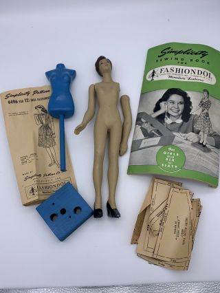 Vintage Simplicity Fashiondol Sewing Mannequin Doll Miniature Latexture Broken