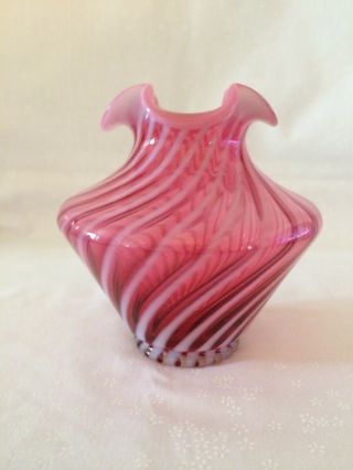 Vintage Fenton Cranberry Opalescent 5 1/2” Tall Spiral Optic Vase