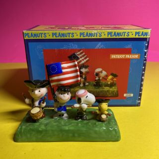 Vintage Peanuts: Flambro Imports Patriot Parade - 4th Of July / Bg