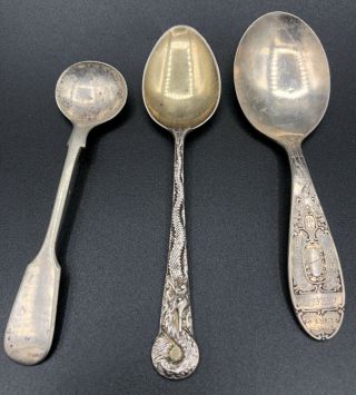 3 Vintage Silver Small Spoons Dragon Child’s Spoon Tc Wm Rogers (is)
