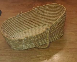 Vintage Wicker/rattan Baby Bassinet Large Carry Tote With Handles Moses Basket