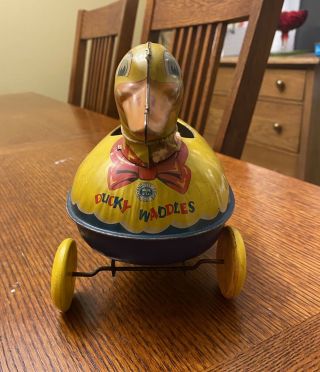 Vintage 1950 ' s Wyandotte Tin Litho Duck Pull Toy Easter Candy Container USA 3
